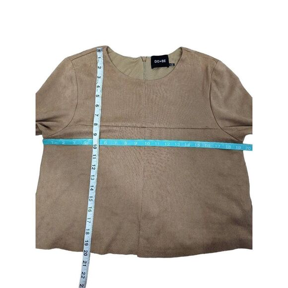 DO + BE bell ruffled sleeve faux suede Medium - Picture 4 of 6